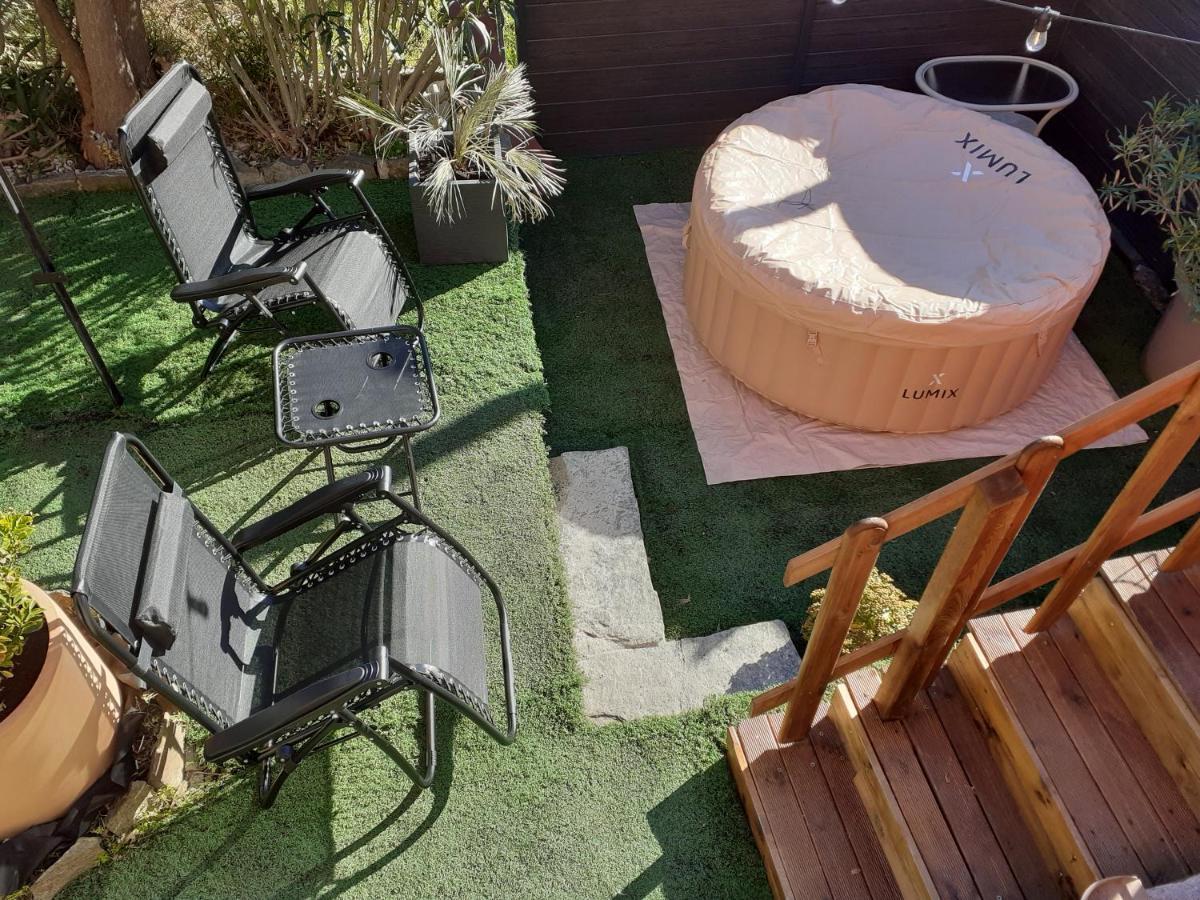 Le Petit Atelier Bormes-les-Mimosas Exterior foto