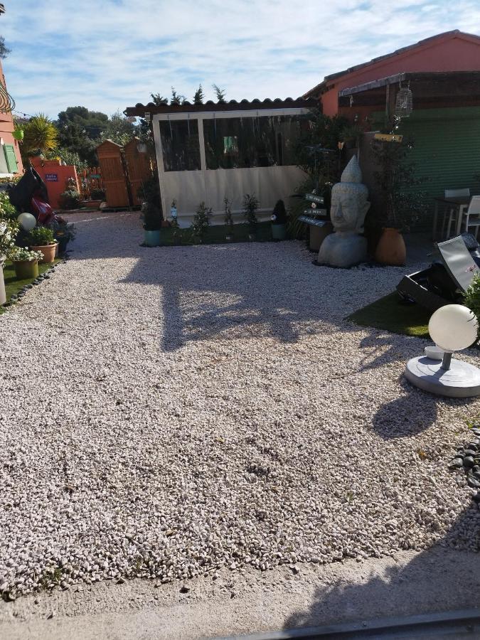 Le Petit Atelier Bormes-les-Mimosas Exterior foto