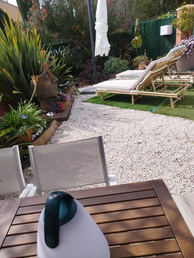 Le Petit Atelier Bormes-les-Mimosas Exterior foto